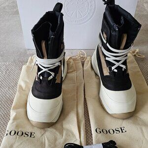 Canada Goose Alliston Boots - Women's